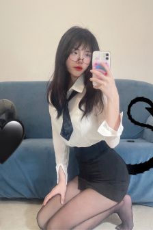 被H系统改造成校花被H